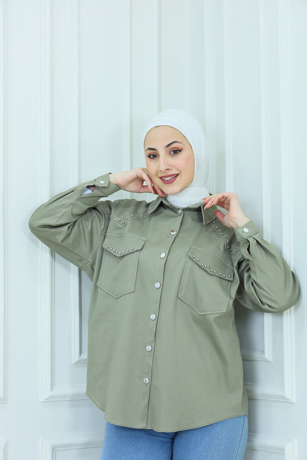 قميص كتان مع لؤلؤ