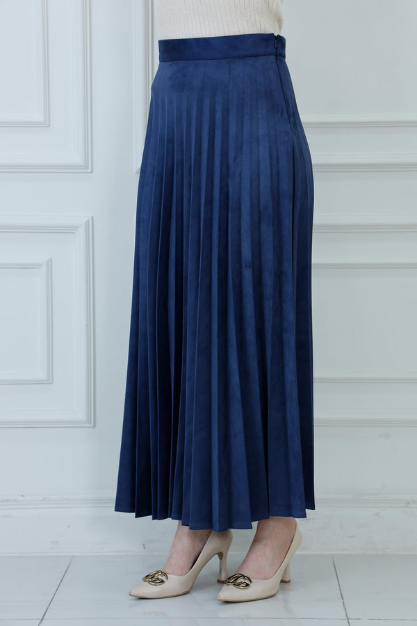The Luxe Pleat Suede-Feel Maxi Skirt