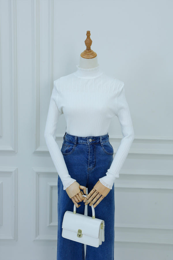 Elegant Ribbed Knit Turtleneck Top