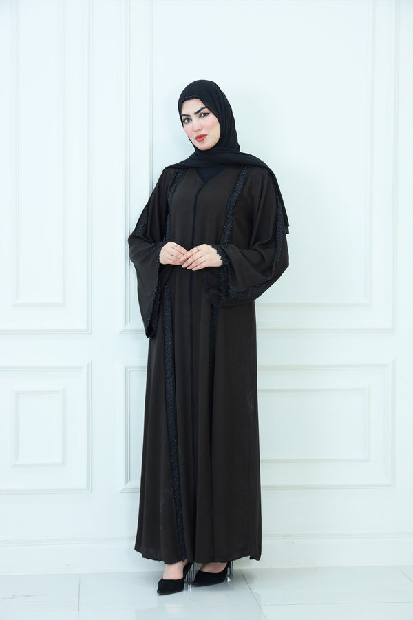 Chic Abaya with Flory Lines