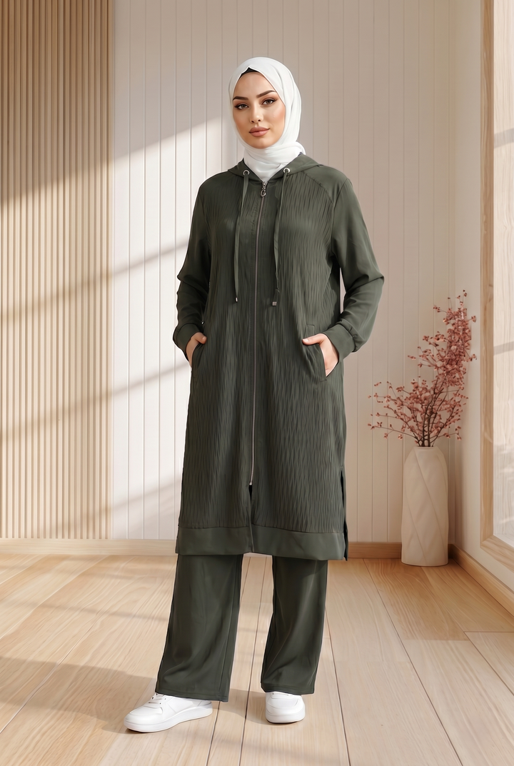 Crinkle-Textured Hooded Modest Tracksuit Set | D&F MODA