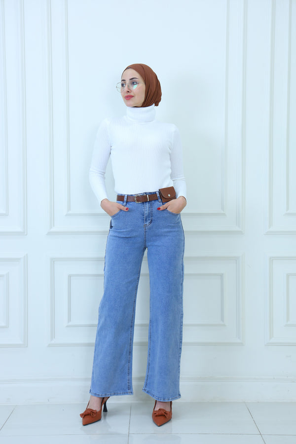 High-Waist Straight Leg Jeans with Belt for Women