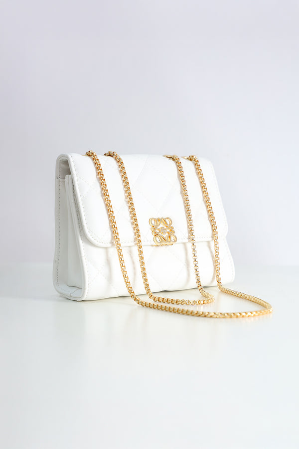 Elegant Ribbed Details Hand Bag with Golden Chain