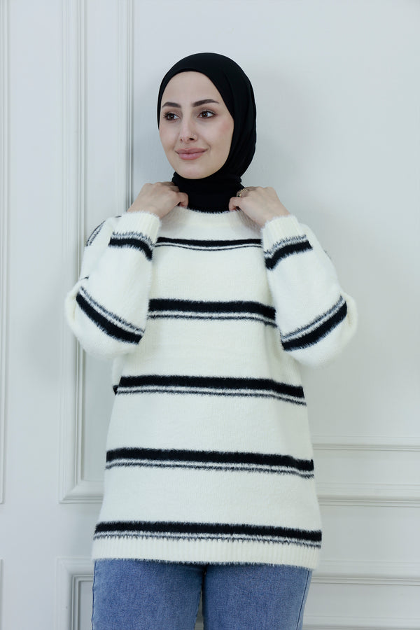 Women’s Striped Fuzzy Sweater – Soft Knit